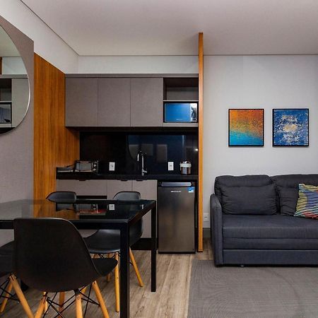 Aion Suites 303 - Lindo Apartamento Com Vista Para O Mar, A 60M Da Praia De Bombinhas, Com Piscina E Academia No Rooftop. Eksteriør billede