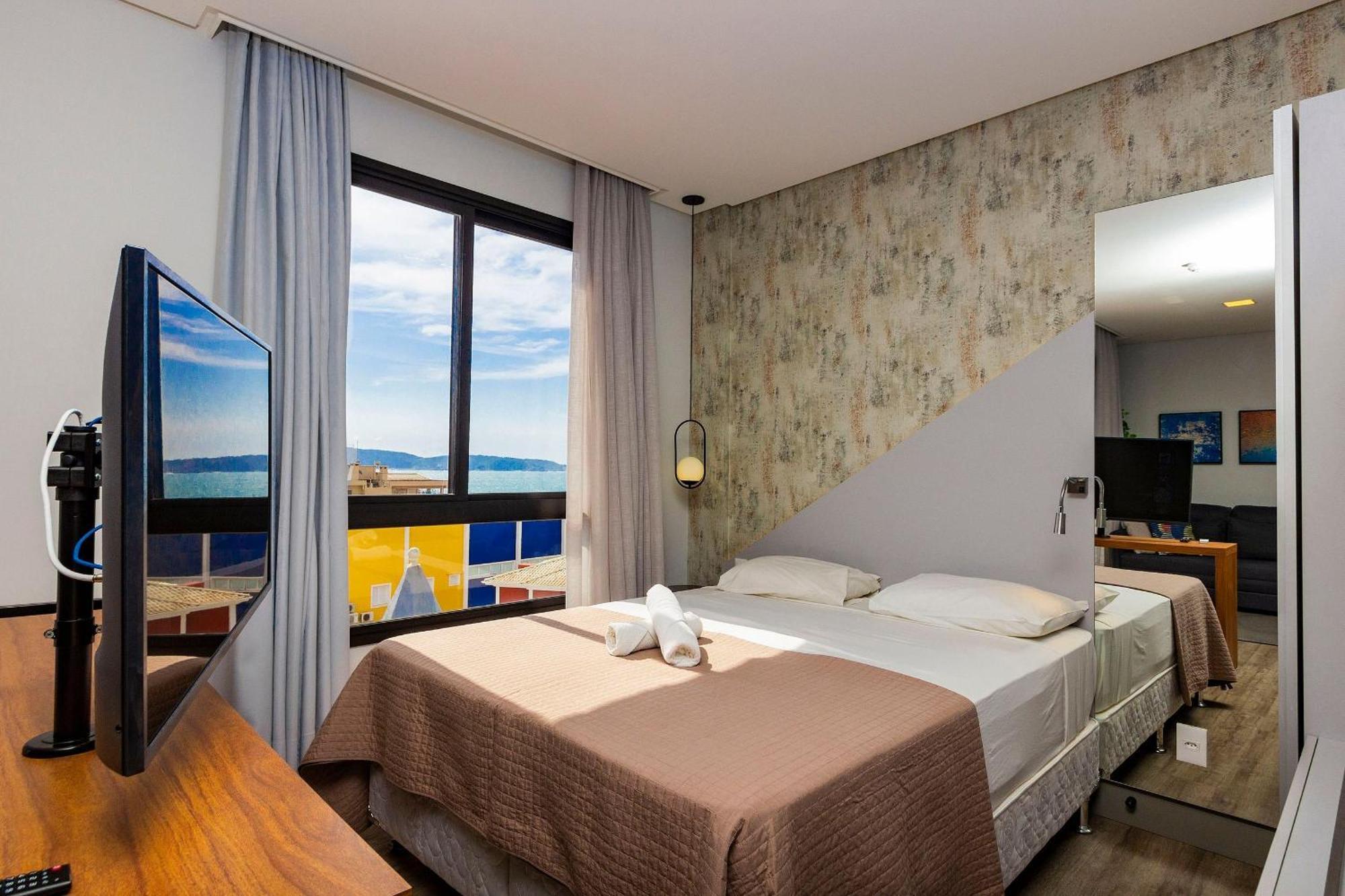Aion Suites 303 - Lindo Apartamento Com Vista Para O Mar, A 60M Da Praia De Bombinhas, Com Piscina E Academia No Rooftop. Eksteriør billede